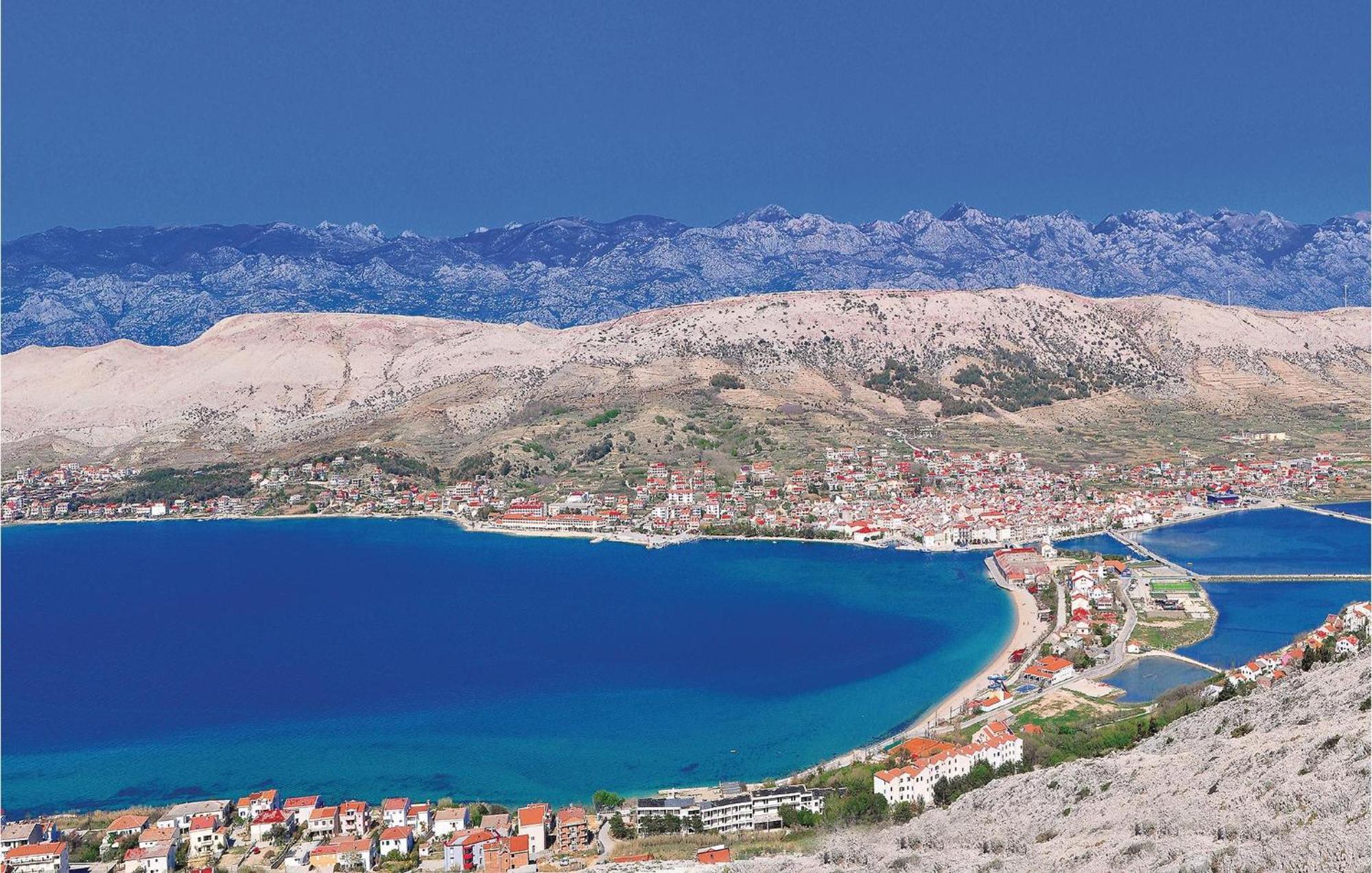 2 Bedroom Awesome Apartment In Pag 帕格 外观 照片